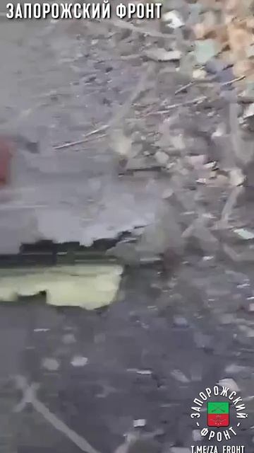 Укропы начали маскировать мины под деревянную чурку.