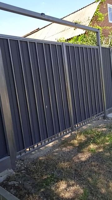 как выглядит дом сельских бандитов