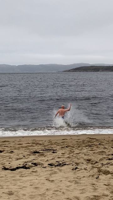 Забег в Баренцево Море. Северо Ледовитый Океан.