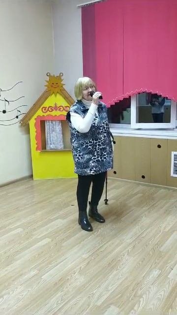 Галина Ивановна исполнитель песен.