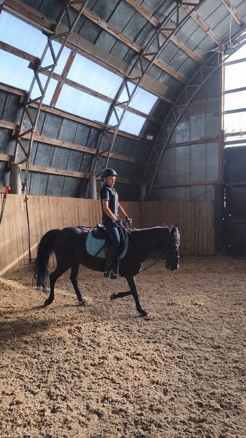 Ульяна и Наоми, работа с контактом.