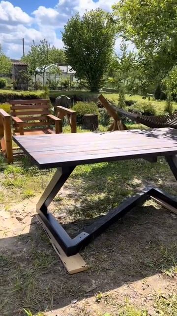 стол кухонный из металла