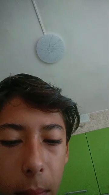 играем в 99 ночей в лесу