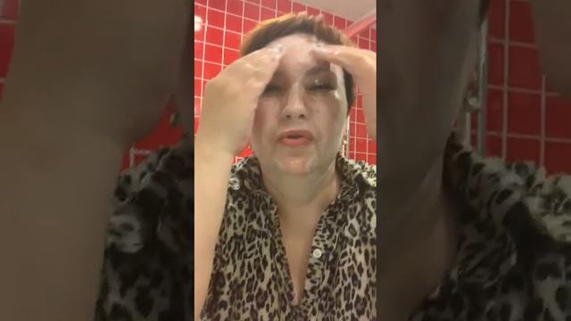 Очень люблю эти средства за уходом для лица...