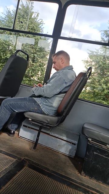 Псих в трамвае 1