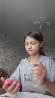 2 часть ,, делаю брелок из бутылки,,
