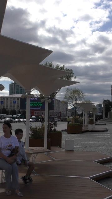 Лето на площади