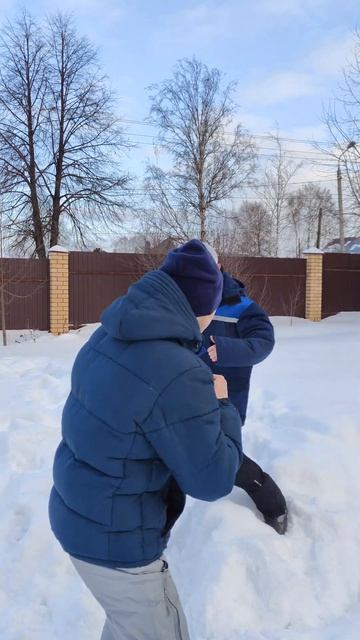 Invisible Battle #nevolins #comedy #funny #top #shorts #viral #laugh #meme #fail #fail #lmao #2024