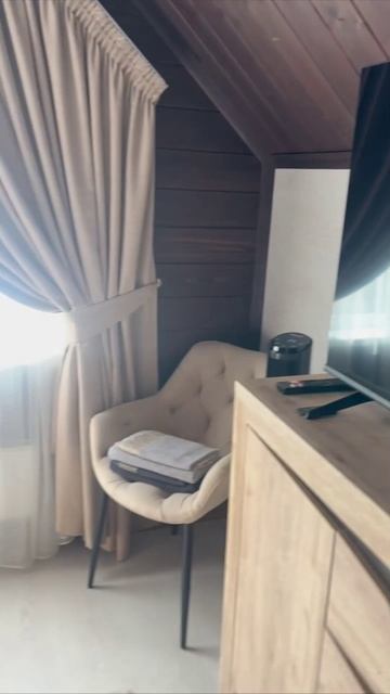 Оценим домик, который Игоряша снял на свой день рождения? 🥳