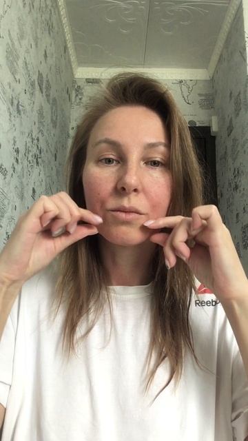 ПРАВИЛЬНЫЕ ТОЧКИ массажа #массаж #массажлица #лифтинг #гимнастикалица #массажлица #фейсмассаж #лицо