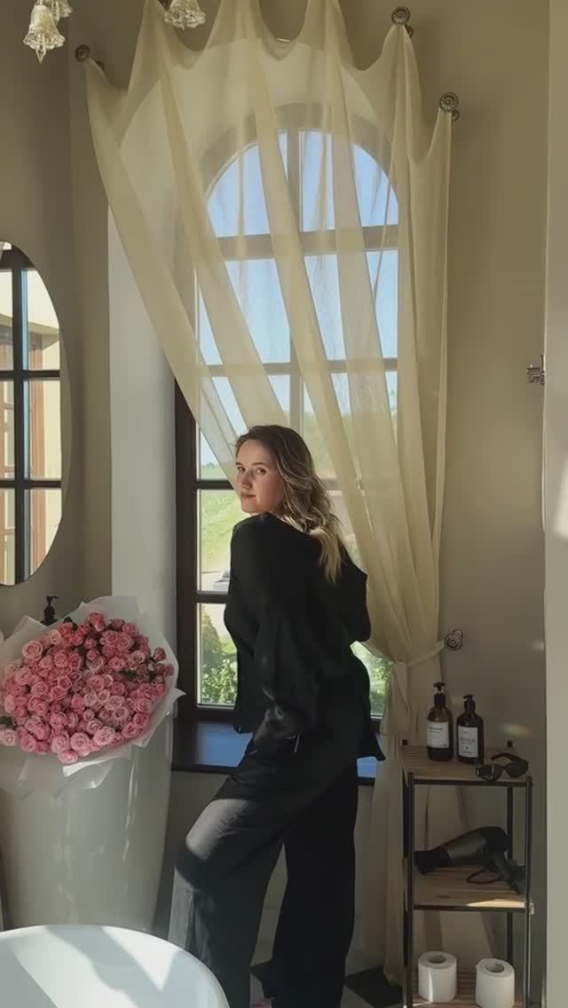 Костюм из чёрного льна: рубашка и брюки