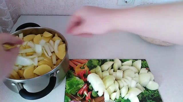 Вкусный ужин. Жареная курица с аджикой в духовке