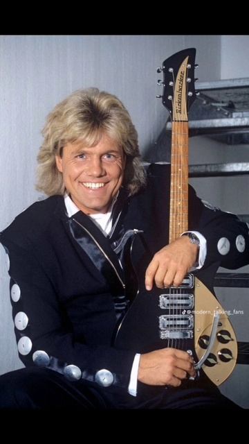 Leningrad Nights - Summer Of Life ❤️ Modern Talking style
Слушай на Яндекс Музыке, ВК музыке и други