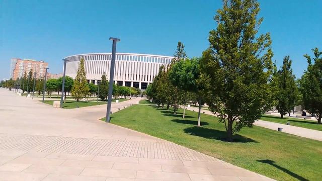 Парк Галицкого и супер стадион