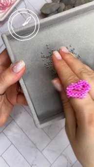 ты не сможешь угадать цвет бисера 😛