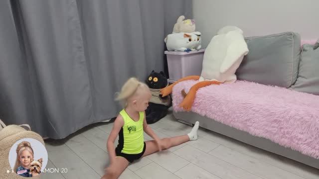 Тренируюсь дома. Художественная гимнастика.