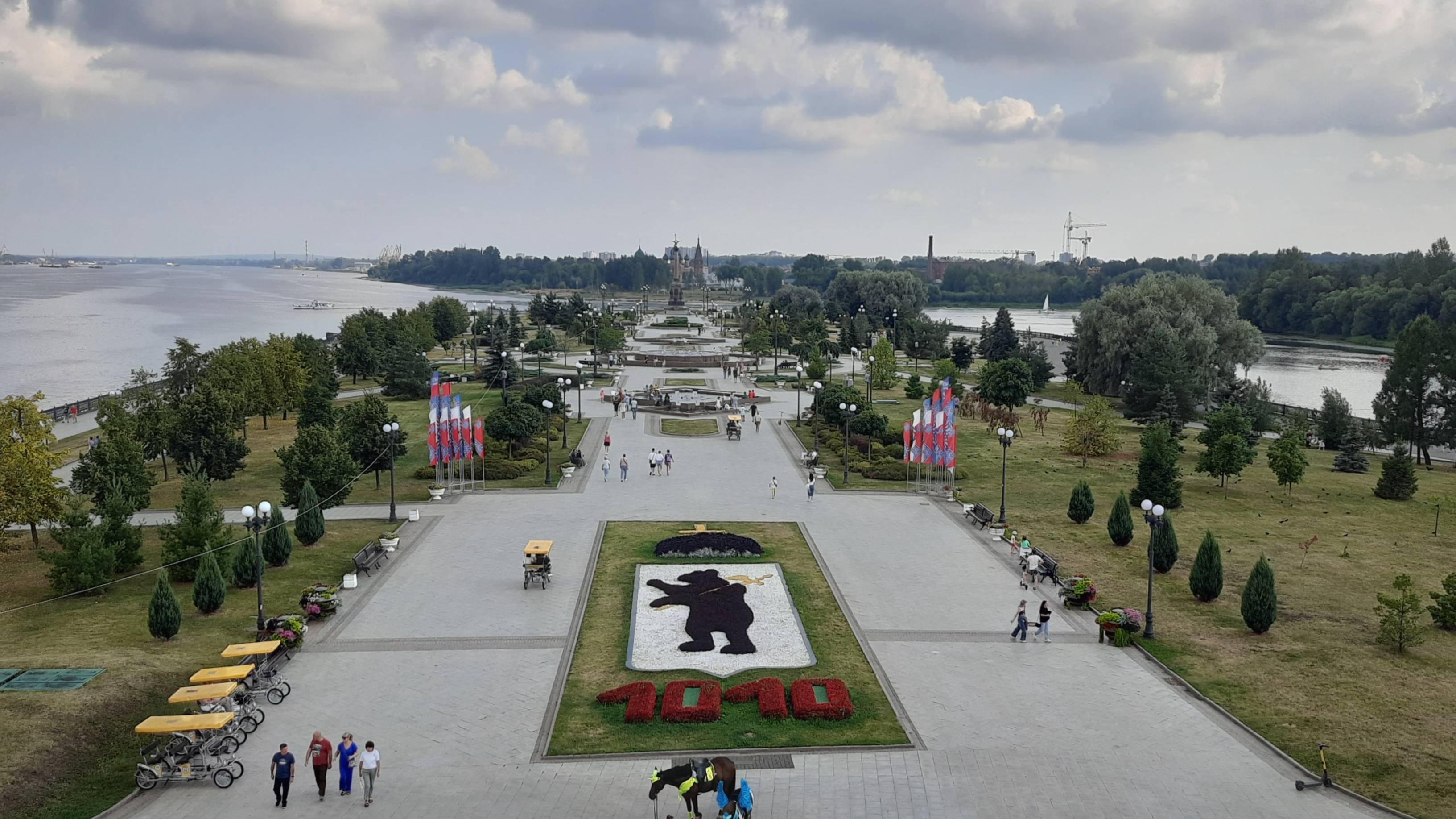 Парк "Стрелка" в Ярославле