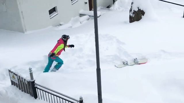 На белом покрывале января