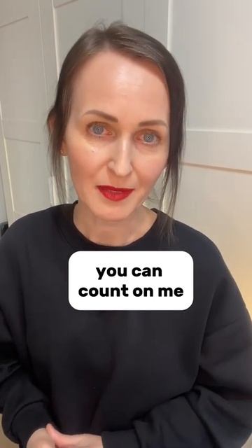 Emily in Paris 1.7 английскийдляначинающихвзрослых английскийonline английскийязык