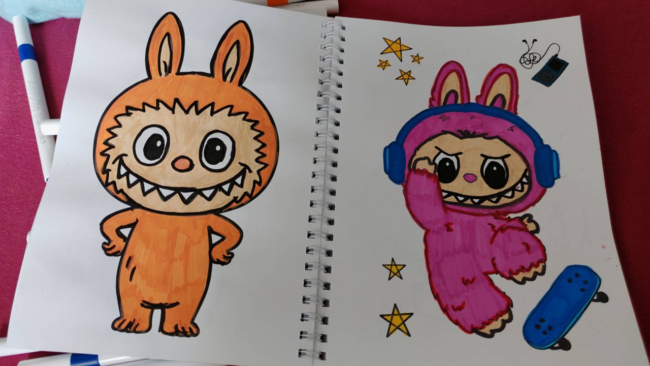 Раскраска лабубу для детей с крупными картинками, раскрасили labubu акриловыми маркерами