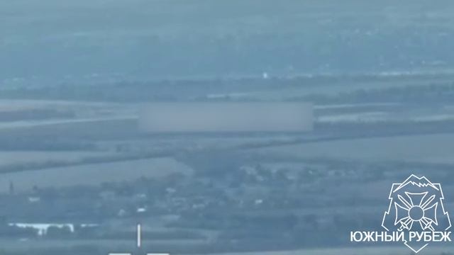 Кадры работы операторов БПЛА 68 орб по уничтожению позиции ствольной артиллерии и антенны управления