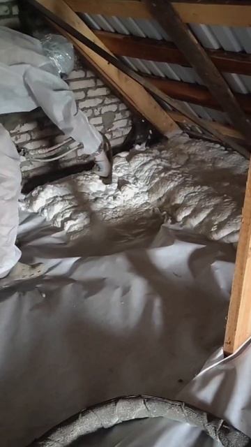 Завершили утепление перекрытия в г. Кузнецк! Клиент остался очень доволен результатом.