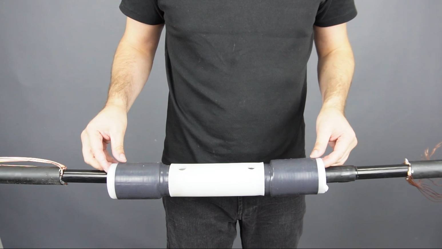 Муфта соединительная для кабеля с изоляцией из сшитого полиэтилена и ЭПР 20 кВ eks-24СH-RE-1-М