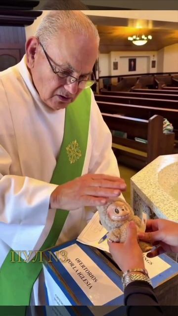 ТЕПЕРЬ Я ХОЧУ СВОЕГО ЛАБУБУ ТОЖЕ В ЦЕРКОВЬ ОТНИСТИ!