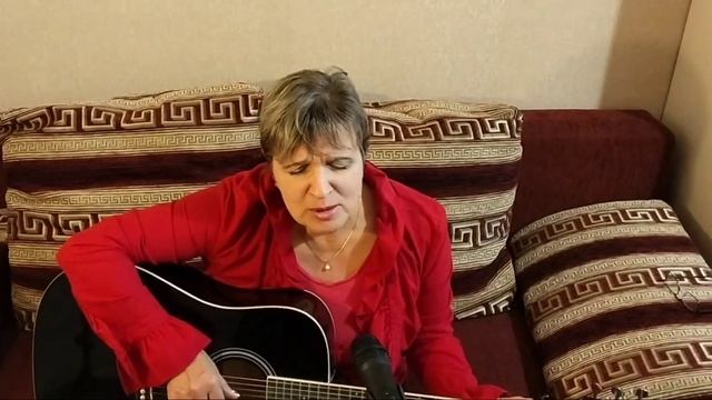 Послушайте редкую песню."Прощай,прощай,выстукивает дождь"...Льёт дождь и настроение дождливое...🙂↕