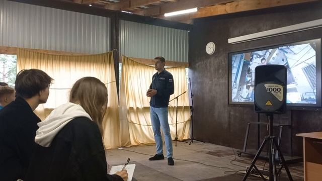 Калиновка МАКШ =космонавт Андрей Федяев лекция