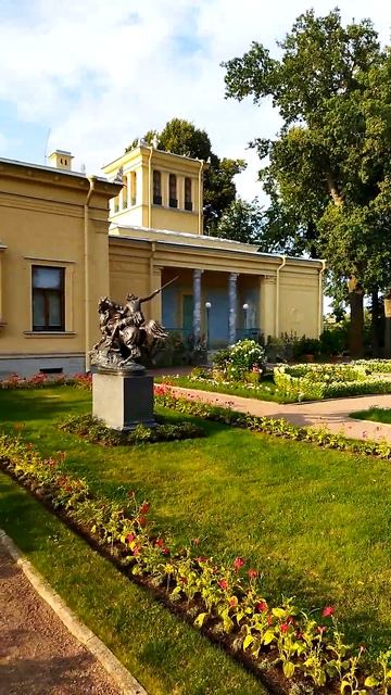 Уголок Италии в Петербурге. Ольгин пруд. #светланакутузова #shorts #петербург #петергоф