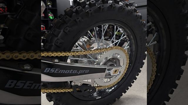 Кроссовый мотоцикл Bse Z6 Neon Track (025)