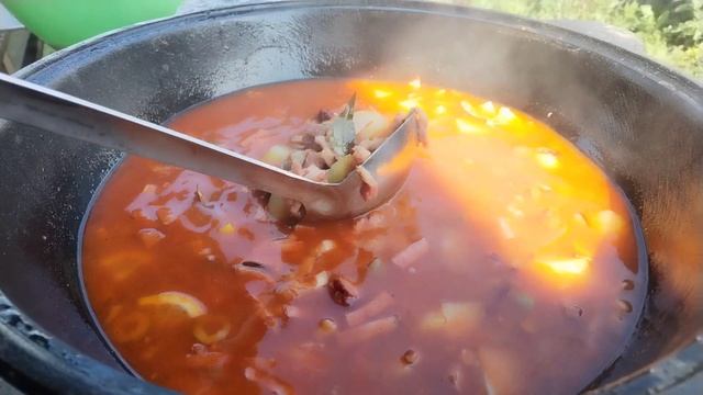 Ремонт в душевой.Испекли пирог с ягодами.