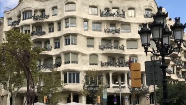 ===    Необычная красивая Барселона. (серия по Европе). №1 — Б (1)