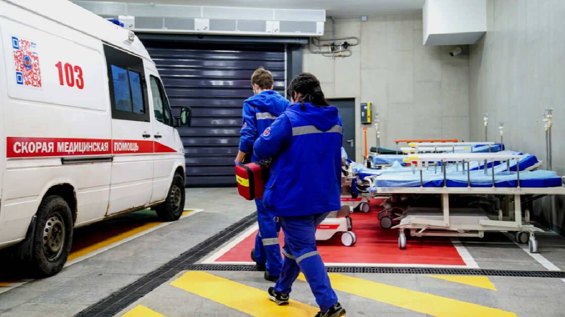 Два человека пострадали при атаке дрона ВСУ на легковушку под Белгородом