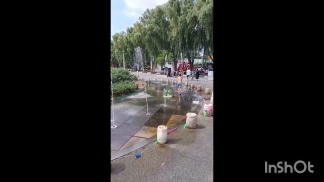 Отдых у фонтана