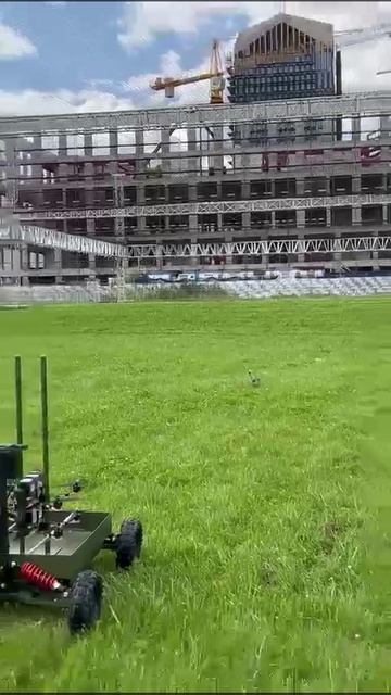 Наземные роботизированные комплексы (НРК) – новая тенденция?
На форуме «Архипелаг 2025» в Сколково