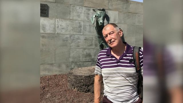 В морском порту.