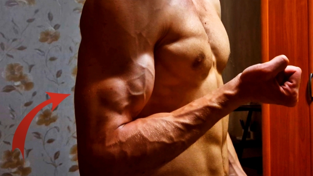 ПРОКАЧКА БИЦЕПСА ЗА 5 МИНУТ! (с гантелями)