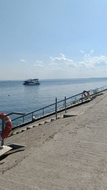 Центральный Волжский пляж и река Волга в Ульяновске 3.08.2025