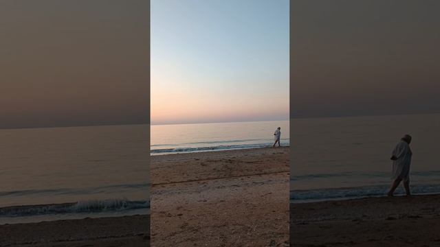 Азовское море, август месяц.
Пансионат Казантип Лазурный !!!
