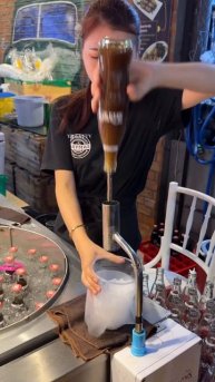 кола со льдом