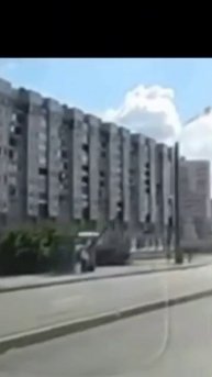 Понаставили тут столбов.