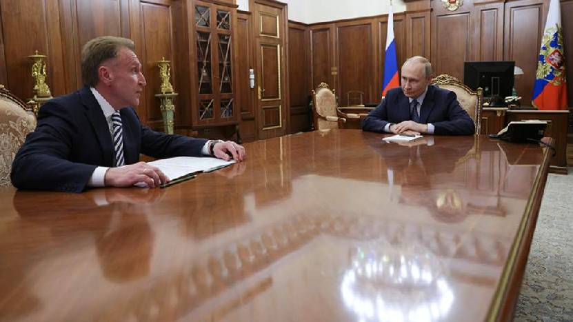 Путин призвал работать над достижением технологического лидерства России