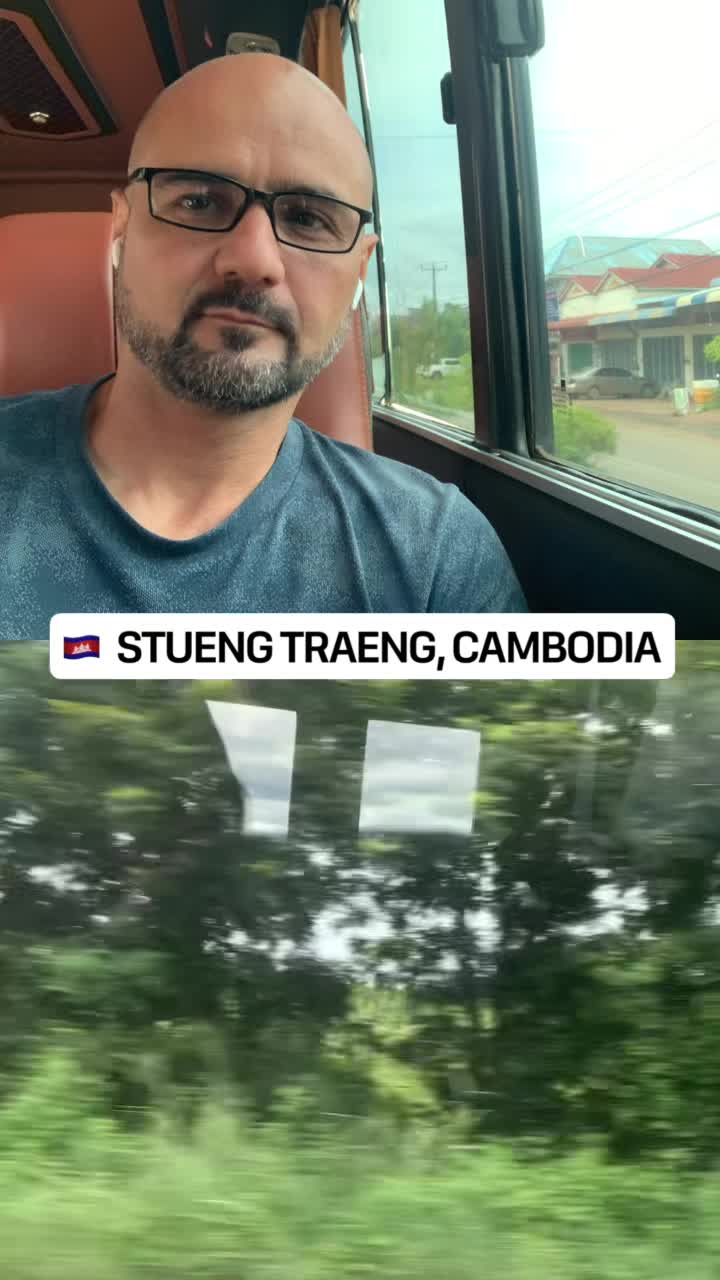 Я на границе с Лаосом!