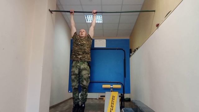 Подтягивания турник - 60 подъемов. Ветераны в деле. Забелин Евгений.