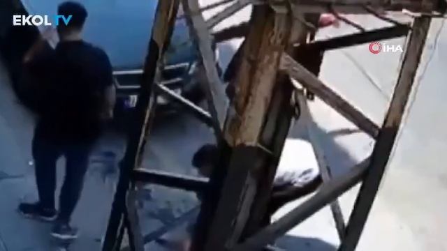 Драматические кадры из Турции: байкер сбил двух маленьких детей на глазах у мамы.