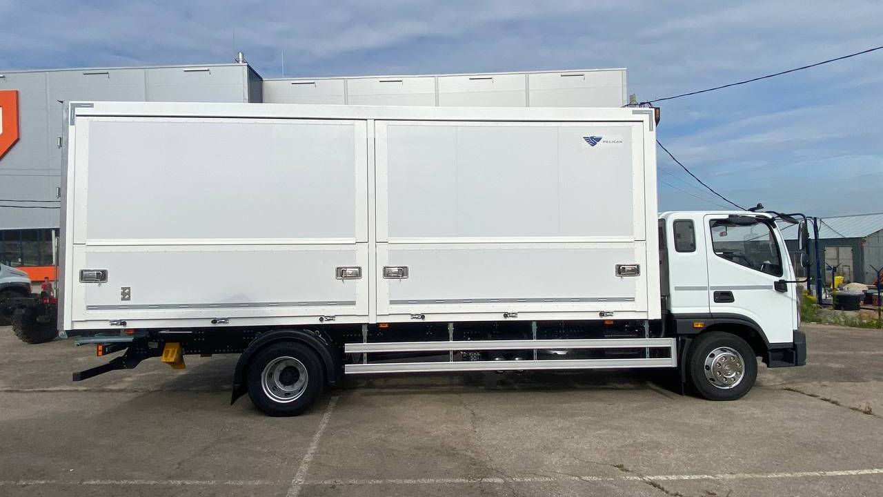 Фургон-бабочка (свинг фургон) Pelican от завода Промавто на шасси Валдай 12. Комплектация SteelVan.