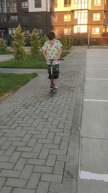 fast_slow_1755016282873.mp4