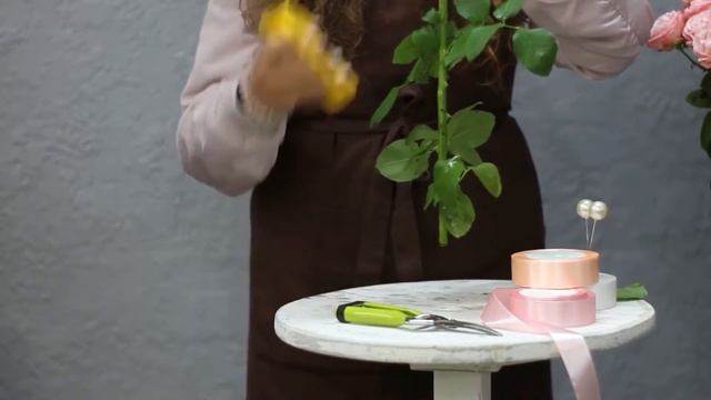 Видеообзор на розы "Madam Bombastik"